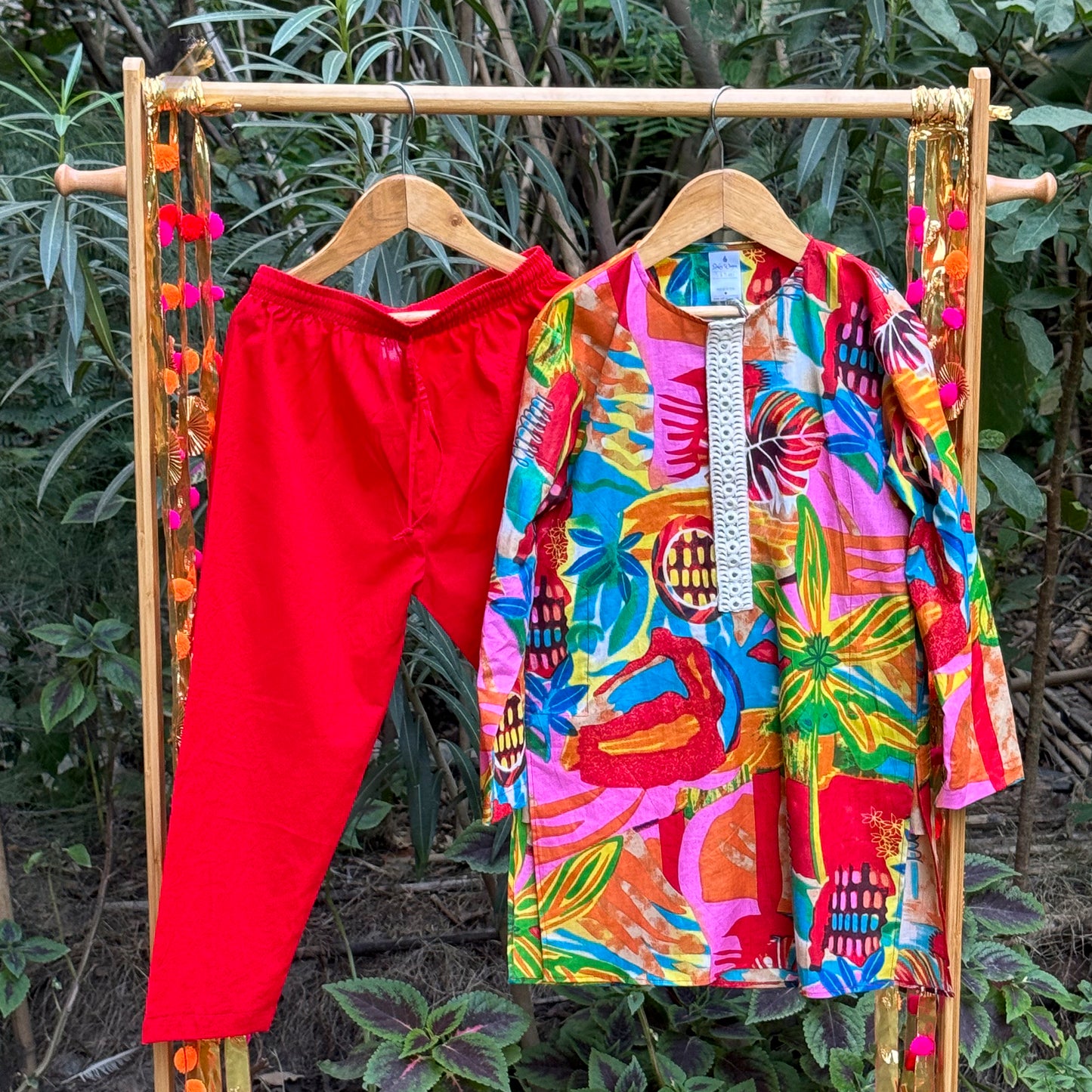 Fun on Canvas Kurta Set