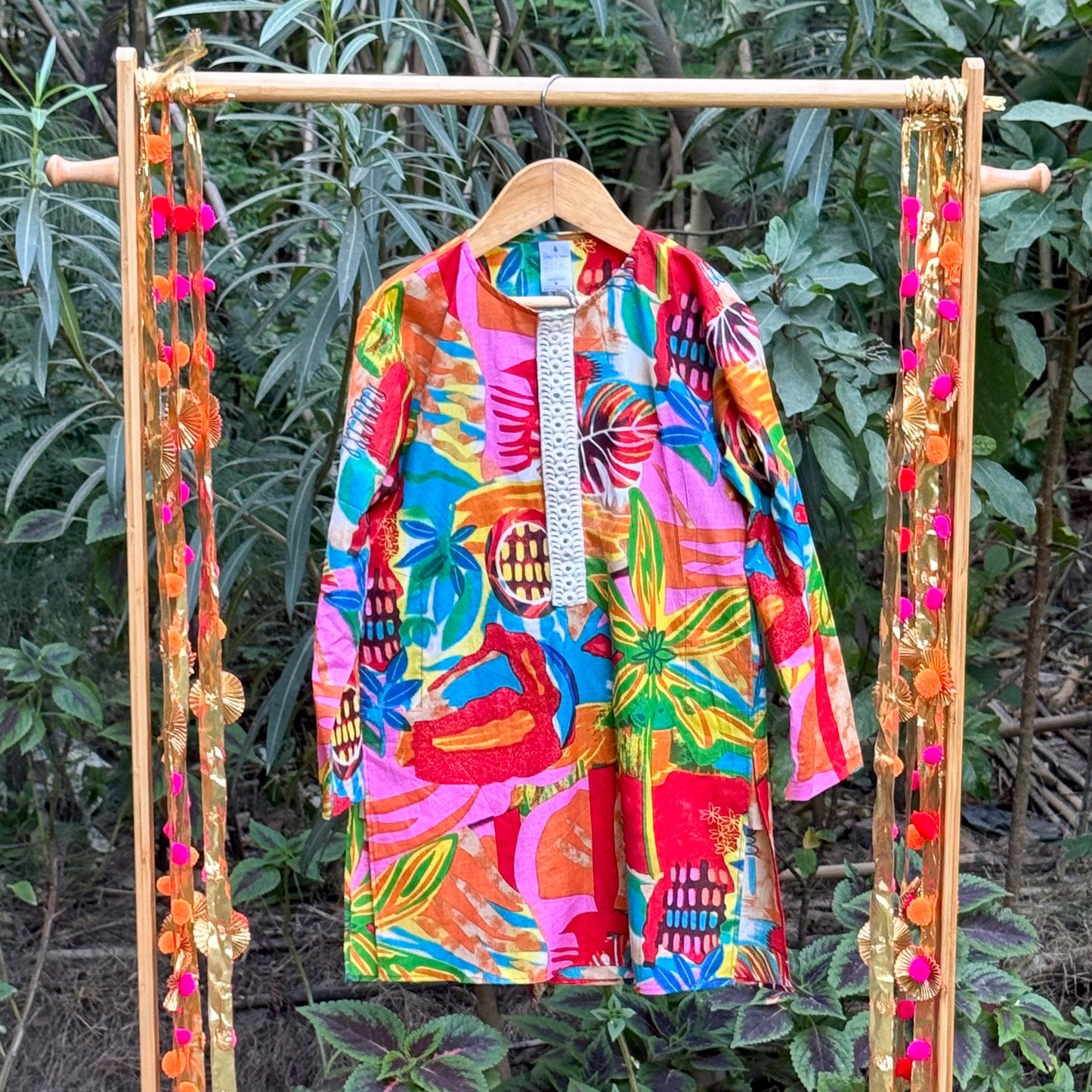 Fun on Canvas Kurta Set