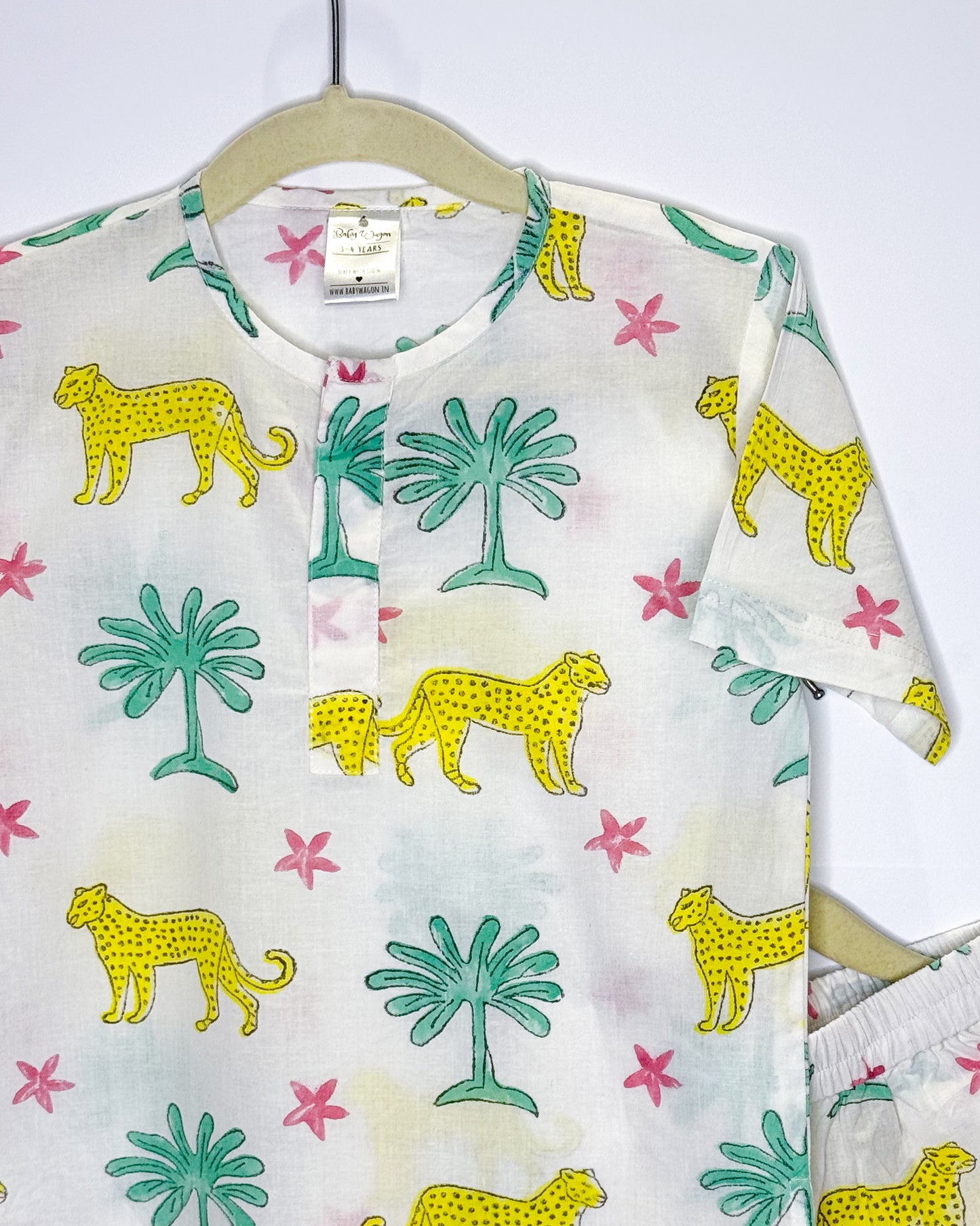 Sher & Tree Set