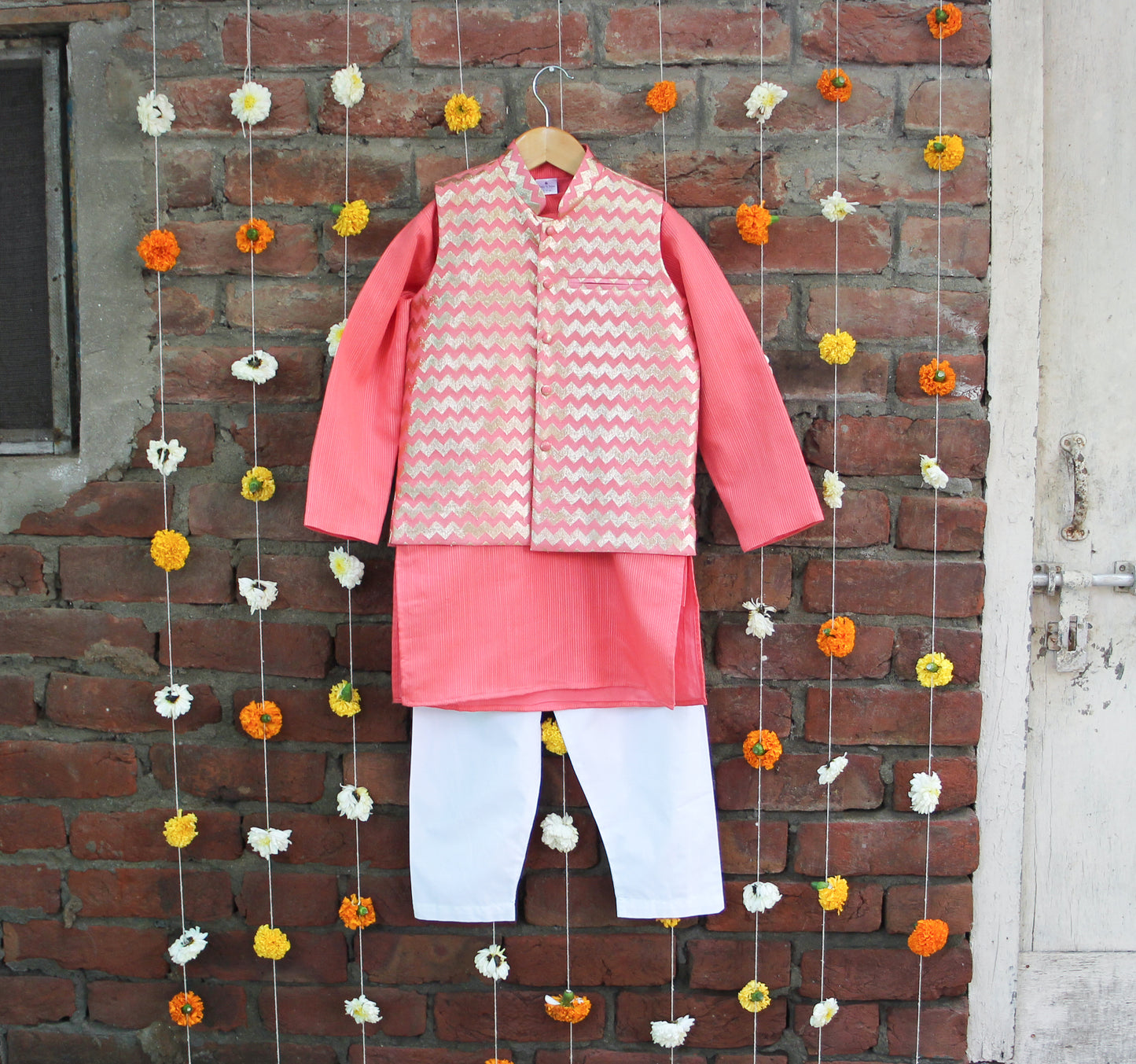 Chulbul Jacket Kurta Set
