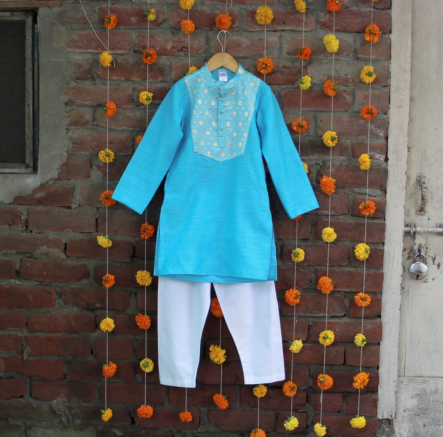 Sukoon Kurta Set