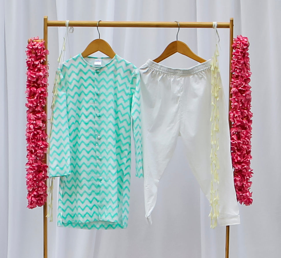 Saral Kurta Set