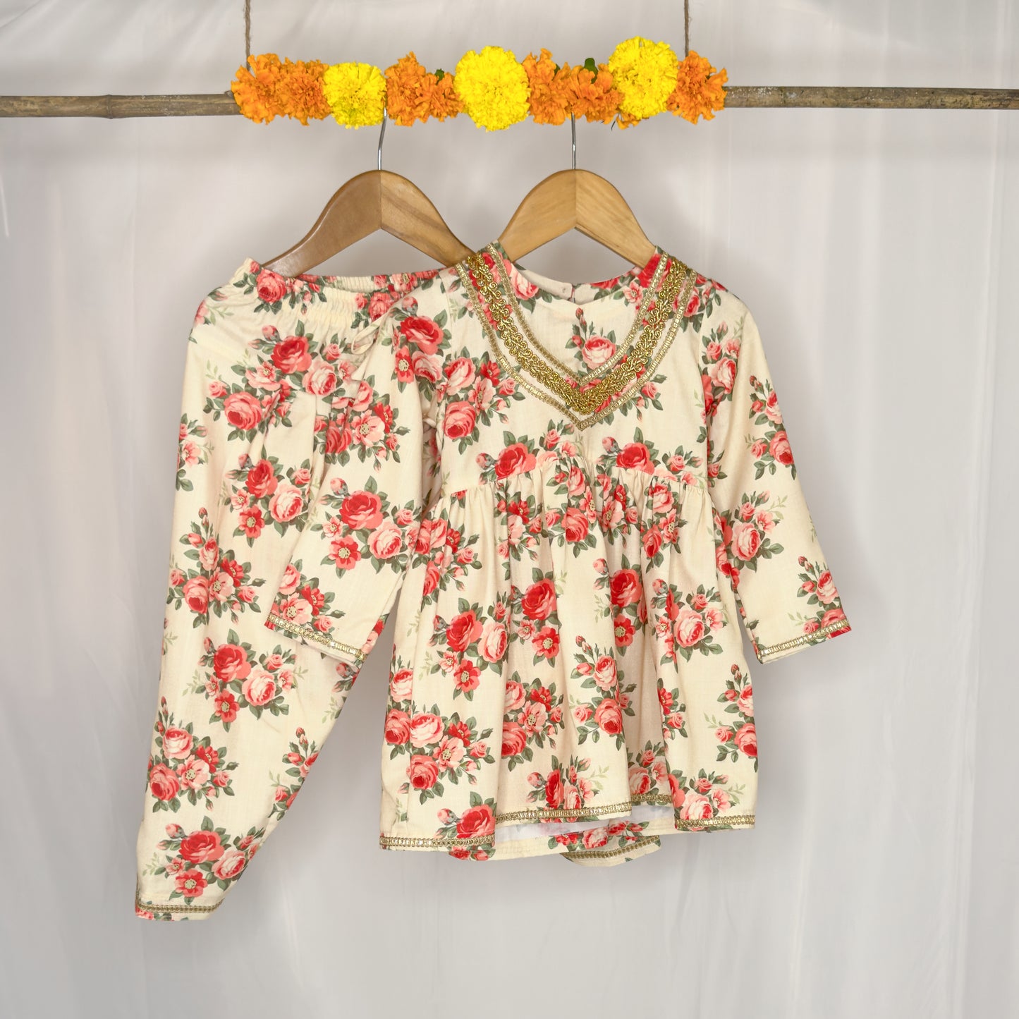Suhani- off white floral print salwar kurta set