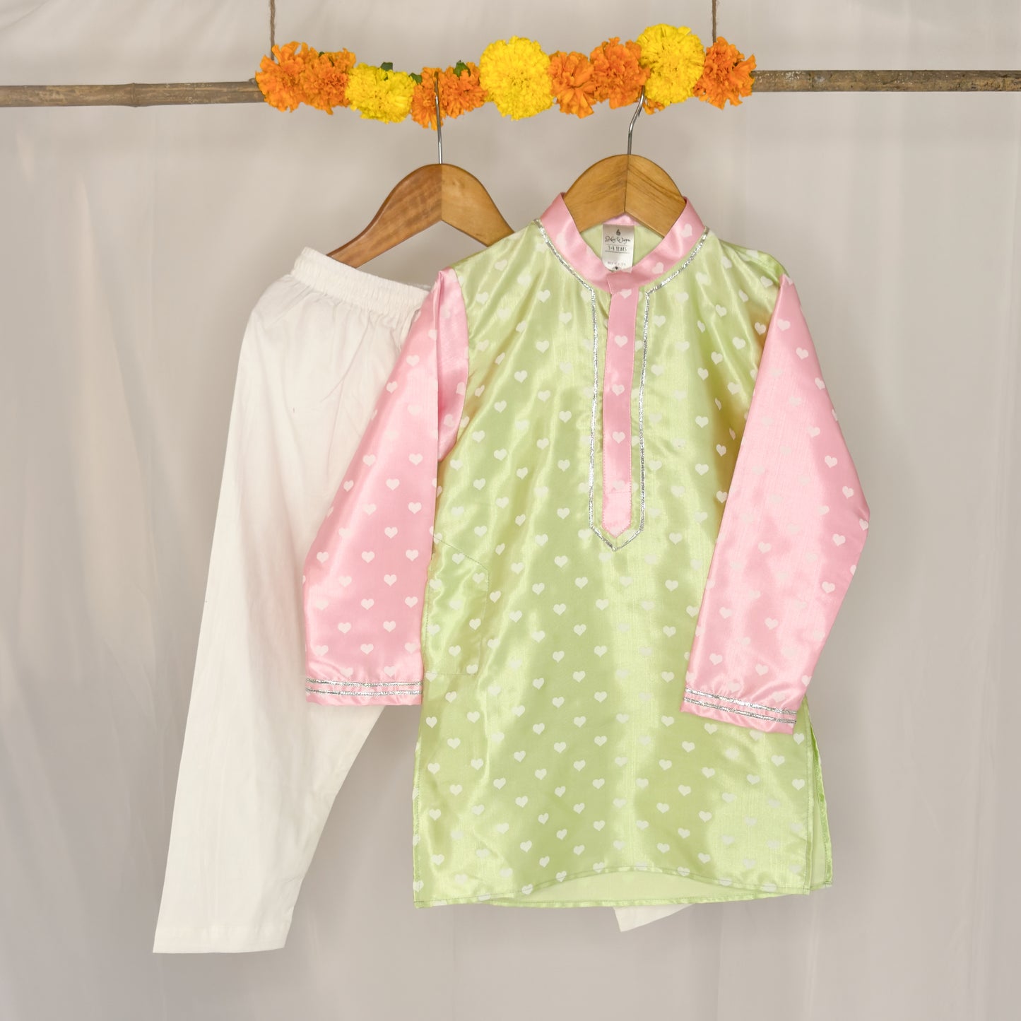 Sumer- a green-pink heart kurta set