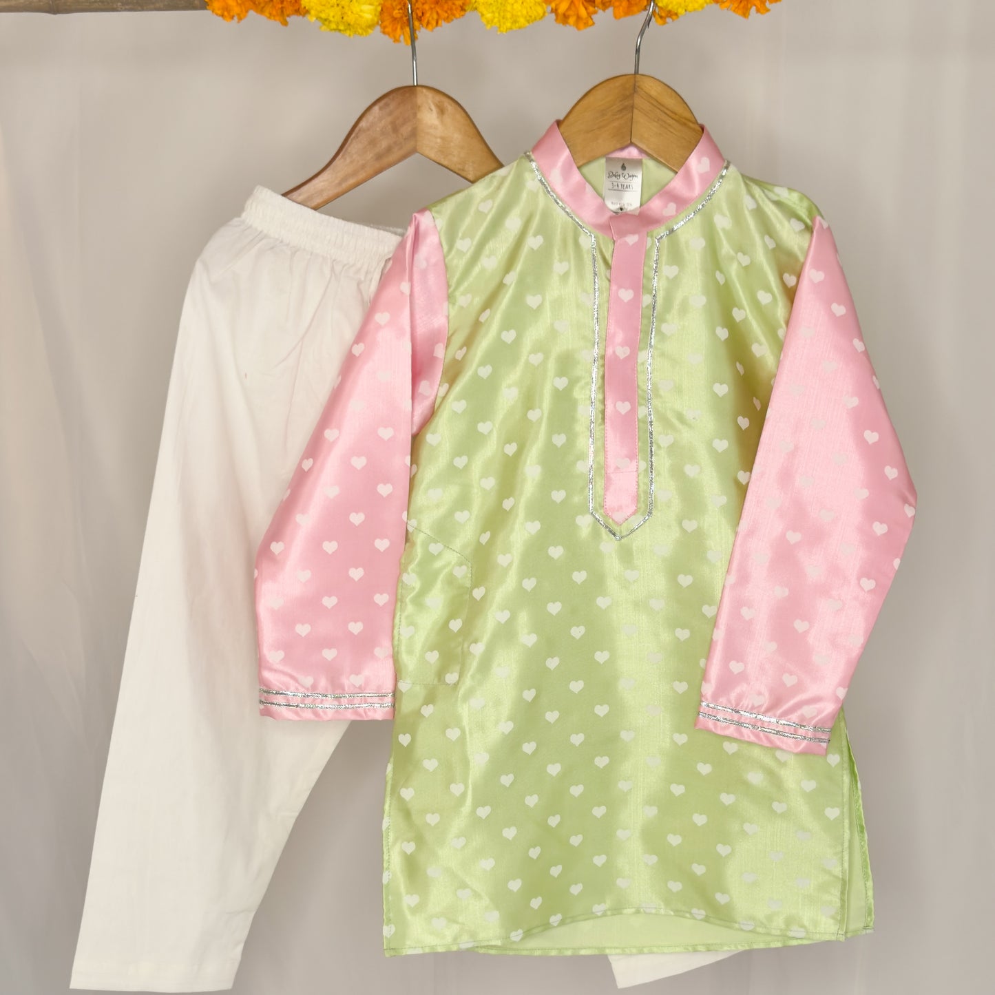 Sumer- a green-pink heart kurta set