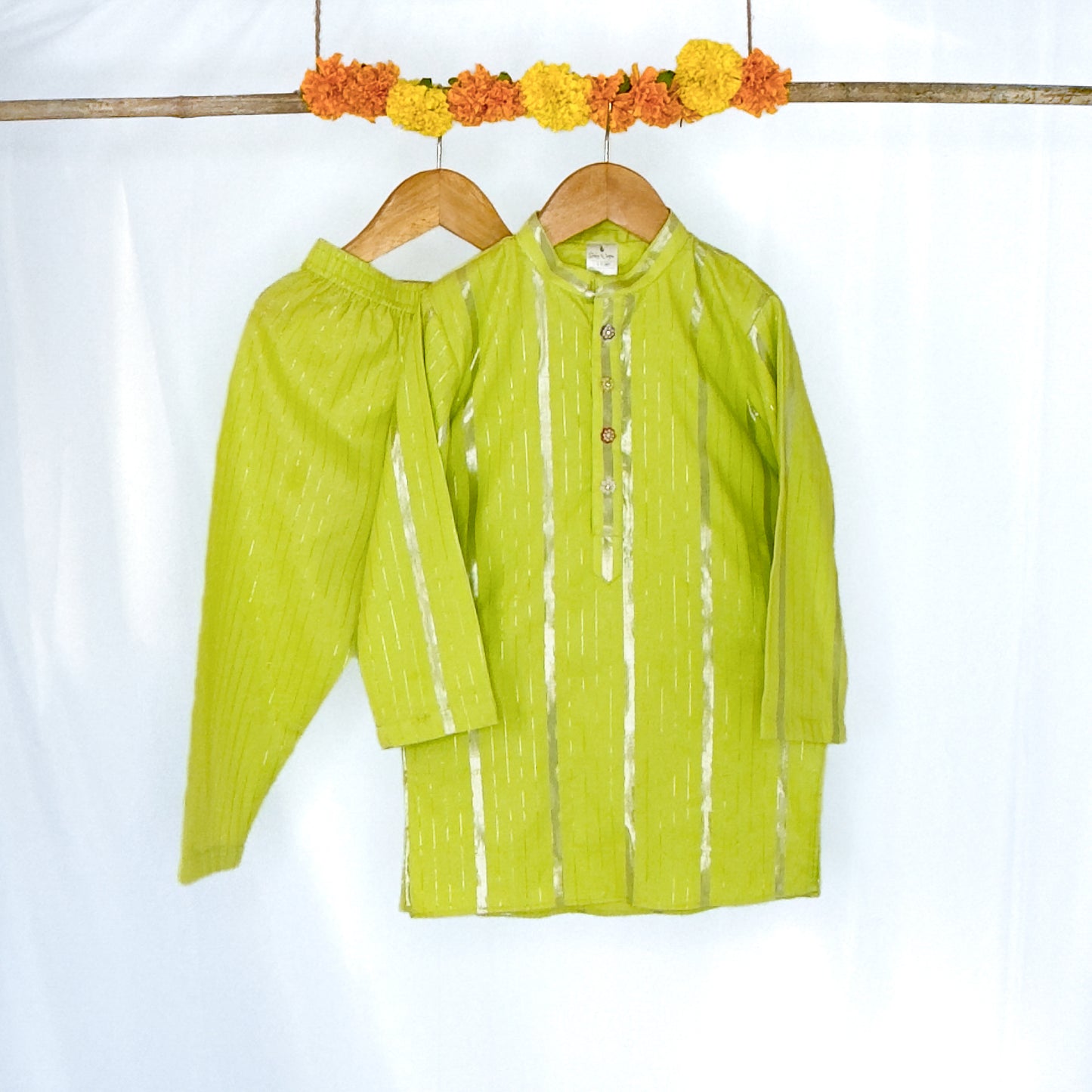 Aaryavardhan- a green kurta set